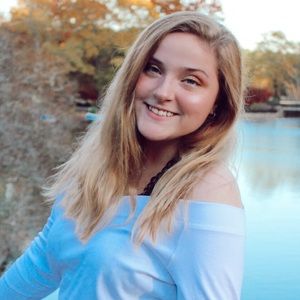 Meet your Posher, Hailey